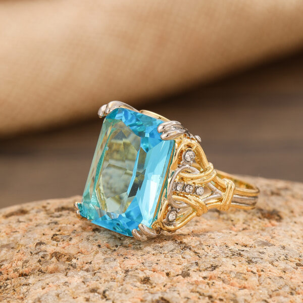RETRO Geometric Hollow Inlaid Zircon Exquisite Ring - Image 5