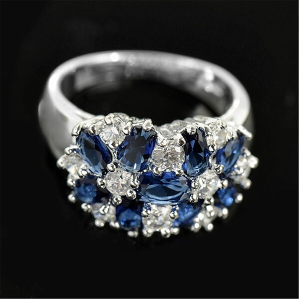Zircon Creative Bloom Flower Rhinestone-embedded Ring - Image 10